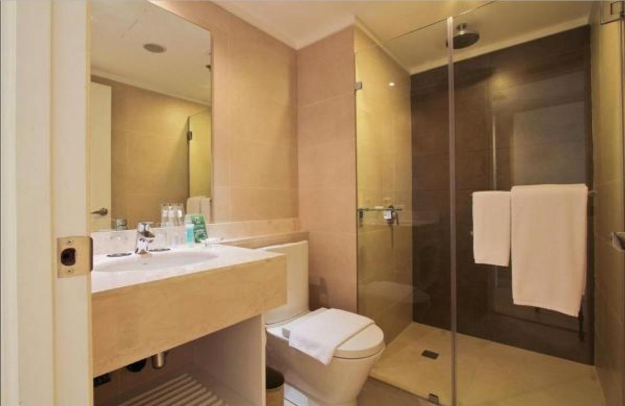 The B Alabang Hotel