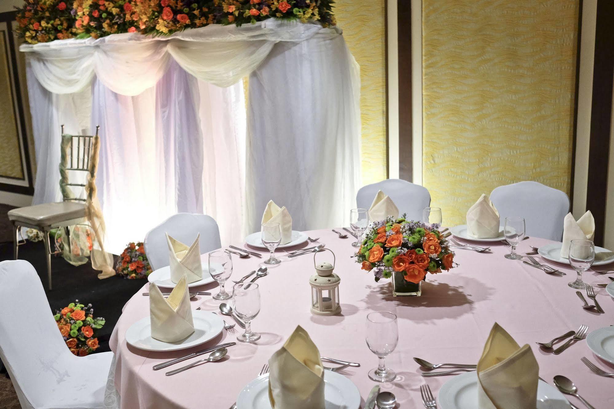 The B Alabang 3* Muntinlupa City