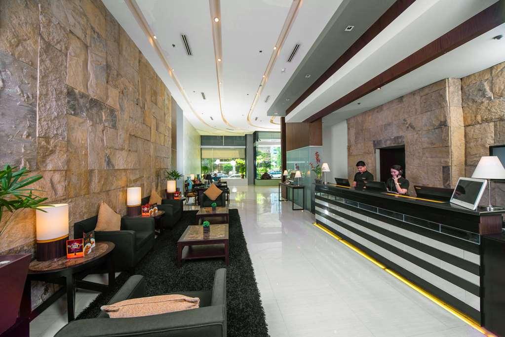 The B Alabang Hotel